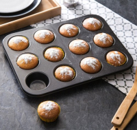 12 Bölmeli Metal Yapışmaz Muffin Kek Kalıbı 